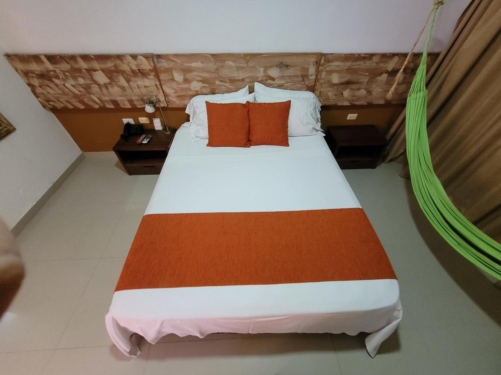 Hotel Gimaura Ріоача Екстер'єр фото