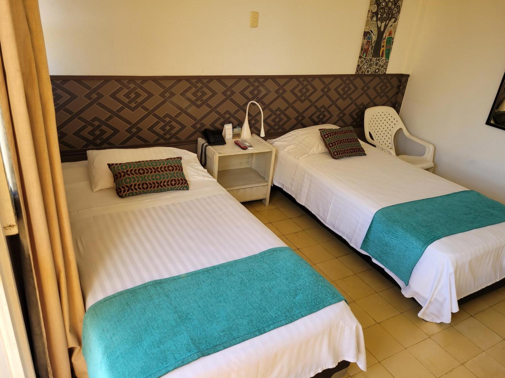 Hotel Gimaura Ріоача Екстер'єр фото