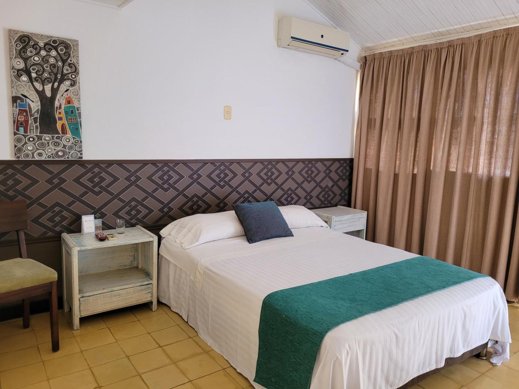 Hotel Gimaura Ріоача Екстер'єр фото
